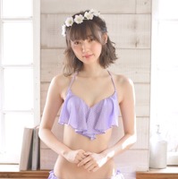 「Seventeen」専属モデル・江野沢愛美が夏の新作水着を披露！ 画像