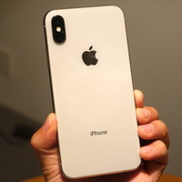iPhone “X”は“8”の倍くらい売れている……ソフトバンク宮内氏 画像