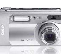 　デルは1日、同社オンラインショップ「デル・オンライン・ストア」で、コダックの光学2.8倍ズーム搭載400万画素デジタルカメラ「EasyShare LS743 Zoom」の販売を開始した。