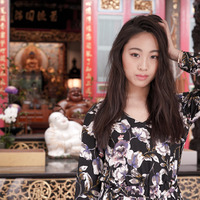 台湾の雰囲気と大人っぽい魅力がマッチ！lolのmocaが見せる春のトレンドファッション