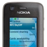 Nokia 6212 Classic正面
