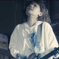 藤田恵名、新曲脱衣盤同梱DVDに収録される「青の心臓」のMV解禁