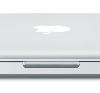 13.3型MacBookのユニボディ