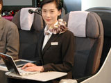 JAL、飛行機内インターネット接続サービスの体験イベントを開催 画像