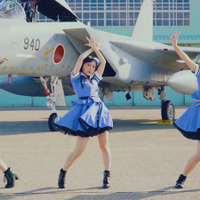 F-15戦闘機をバックにダンス！「Run Girls, Run！」ニューシングルMV＆ジャケ写公開 画像