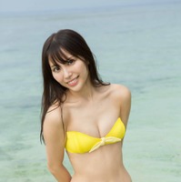 アイドル卒業の宮崎理奈、ハプニングで“全裸撮影”「泡でぬるぬるになってしまって……」