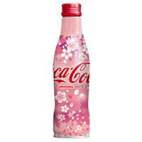 一足早く、春気分！「コカ・コーラ」の桜デザインが登場 画像