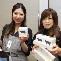 ノベルス食品　小林恵利さん（左）と澤田 直子さん（右）