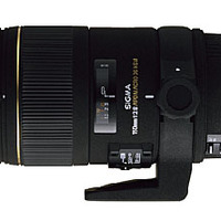 　シグマは、12月18日発売予定のニコン用単焦点マクロレンズ「APO MACRO 150mm F2.8 EX DG HSM」の発売日を延期した。