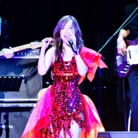 森口博子、ツアーファイナルで話題のガンダムソング熱唱！ 画像