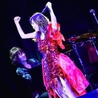 森口博子、ツアーファイナルで話題のガンダムソング熱唱！