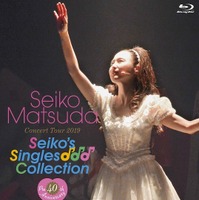 松田聖子、シングル曲で構成されたプレ40周年ツアーの模様が映像化