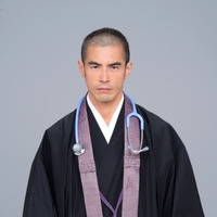 伊藤英明、僧侶役で2年伸ばした長髪をバッサリ！「身も心も変化して、奮い立っている」