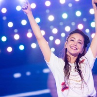 安室奈美恵「Christmas Wish」、有線放送リクエストランキングで4年連続1位に 画像