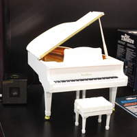 100曲内蔵で自動演奏対応のSEGA TOYS製小型グランドピアノ「Grand Pianist」