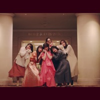 パジャマ姿でのキュートなダンスも！日向坂46、新曲「窓を開けなくても」MV公開！