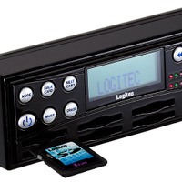 「LAT-SD100MP3」。SDメモリカード用のスロットを8スロット搭載し、MP3プレーヤーチェンジャーとしての機能をもつ