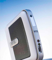 　ワイズテクノロジーは22日、Citrix XenApp、Microsoft RDP（ターミナルサービス）、およびVMware VDI環境向けシンクライアント「Wyse V10L Dual-DVI シンクライアント」を発表、発売を開始した。