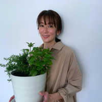 大河内奈々子、花関連YouTubeチャンネル開設！初回は「ハーブの寄せ植え」 画像