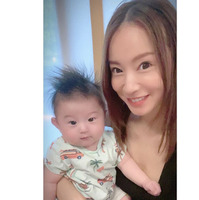 鈴木亜美、自身の赤ちゃんの頃の写真を公開！次男にそっくりすぎるの声多数！ 画像