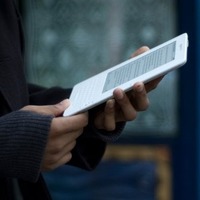電子ブックリーダー「Kindle 2」の使用イメージ