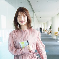 テレ朝・弘中綾香アナ、「OL・オブ・ザ・イヤー」受賞 画像