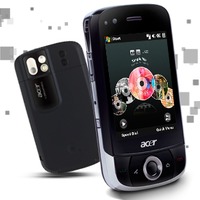 「X960」はオートフォーカスカメラ、GPS、PDA、MP3プレイヤーの機能を兼ね備えたコンパクトな万能モデル。