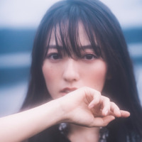 瀧川ありさ、本日発売のデビュー5周年アルバムから収録曲「嫌いだ」MV公開 画像