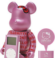 　サンリオは24日、「ハローキティ」をレーザー刻印した「iPod mini」と、クマ型フィギア「BE@RBRICK」のセット製品「iPod mini ＆ Hello Kitty BE@RBRICK Set」を限定販売すると発表した。