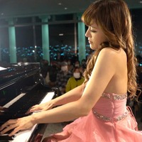 セクシーすぎるピアニスト・高木里代子、ジャズライブの追加公演決定！ 画像