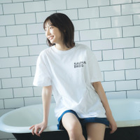 武田玲奈がサウナ雑誌公式グッズのモデルに！ビジュアルカットが公開！ 画像