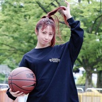 元SKE48・高柳明音がバスケ女子に！Tシャツ姿に萌えるファンも 画像