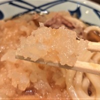 歴代“冷やしうどん”で人気NO.1! 丸亀製麺「鬼おろし肉ぶっかけ」を実食!
