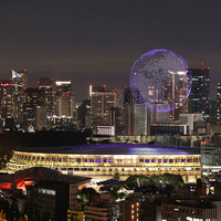 東京五輪の夜空にドローン1824台！エンブレムや地球に変身！ネット驚き「めっちゃすごい」 画像