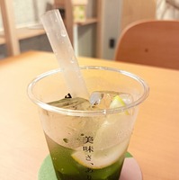 京都宇治の老舗製茶問屋「山政小山園」が初のカフェを東京にオープン！至高の“抹茶スイーツ”を実食!