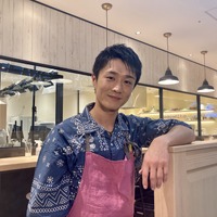 「レコ大」新人賞・真田ナオキ、エプロン姿で初の料理番組 画像