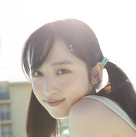 AKB48・小栗有以1st写真集『タイトル未定』（発売：小学館、撮影：細居幸次郎）