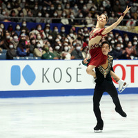 高橋大輔・村元哉中ペア(Photo by Atsushi Tomura - International Skating Union/International Skating Union via Getty Images)