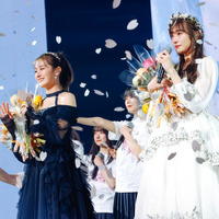 櫻坂46、守屋茜＆渡辺梨加が1周年ライブでラストステージ！ユニット“青空とMARRY”のサプライズ復活も！ 画像