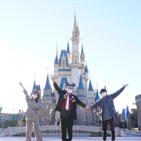 左から）白石麻衣、佐藤二朗、風間俊介（C）Disney