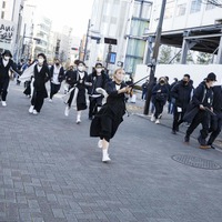 BiSHが渋谷の街を練り歩く!?『解散パーチー 開会式』のショートムービーが公開に！ 画像