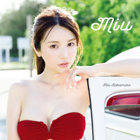 仲村美海1st写真集『Miu』（出版社：ワニブックス、撮影：矢西誠二）