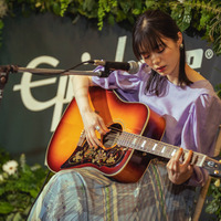 紺野彩夏、“ギター練習企画”で憧れの井上苑子と共演！「大切な君へ」セッションライブ開催