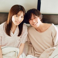 佐野岳と島崎遥香“がくぱる”夫婦、初のベッドイン 画像