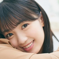 日向坂46 4期生・平尾帆夏の初々しいグラビアが公開に！加入半年を振り返るインタビューも 画像