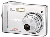 オリンパス、3万円前後の初心者向け500万画素薄型デジカメ「CAMEDIA X-600」 画像