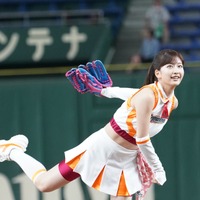 ミスマガ斉藤里奈が東京ドームで始球式「まっすぐ投げられてよかった」 画像