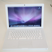 MacBook White