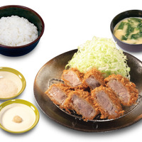 ラムかつ定食（1,090円）