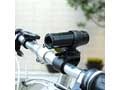 「映像サイクリング」が楽しめる自転車用の小型ビデオカメラ 画像
